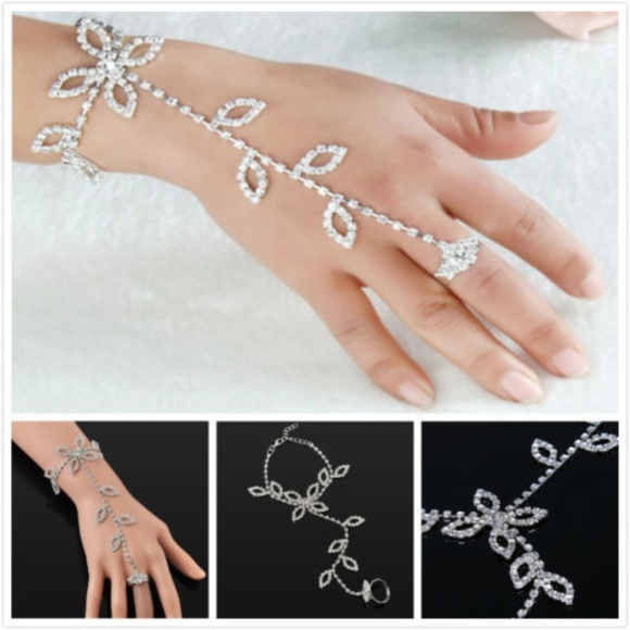 Lirrio's Closet Jewelry - Rhinestones Leaf Hand Ring Bracelet NWT-